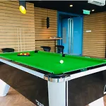 Bukit Bintang 3 Bedroom Suite With Netflix Robertson